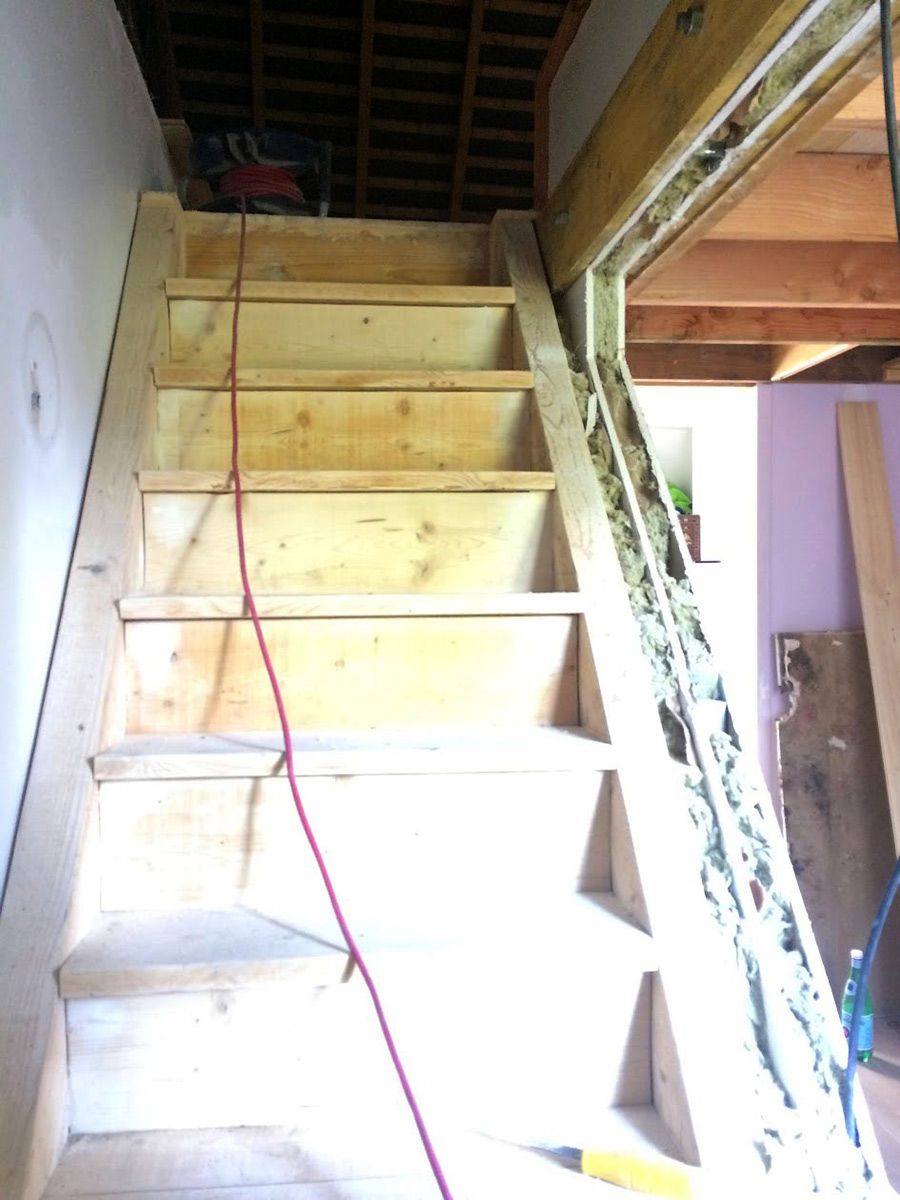 Création d'un escalier droit avec contre marche : vue pendant