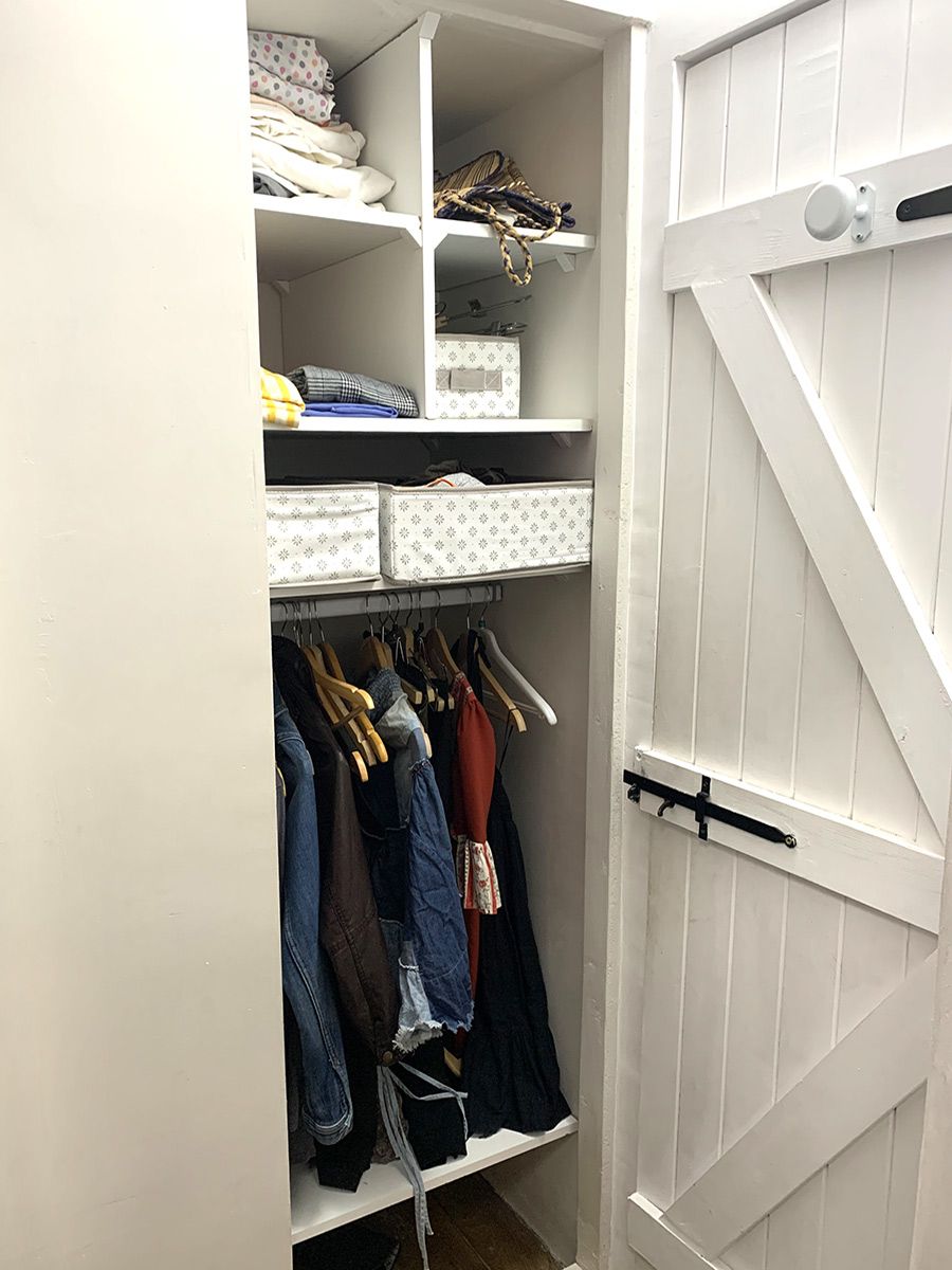 Aménagement d'un espace de rangement dans une chambre