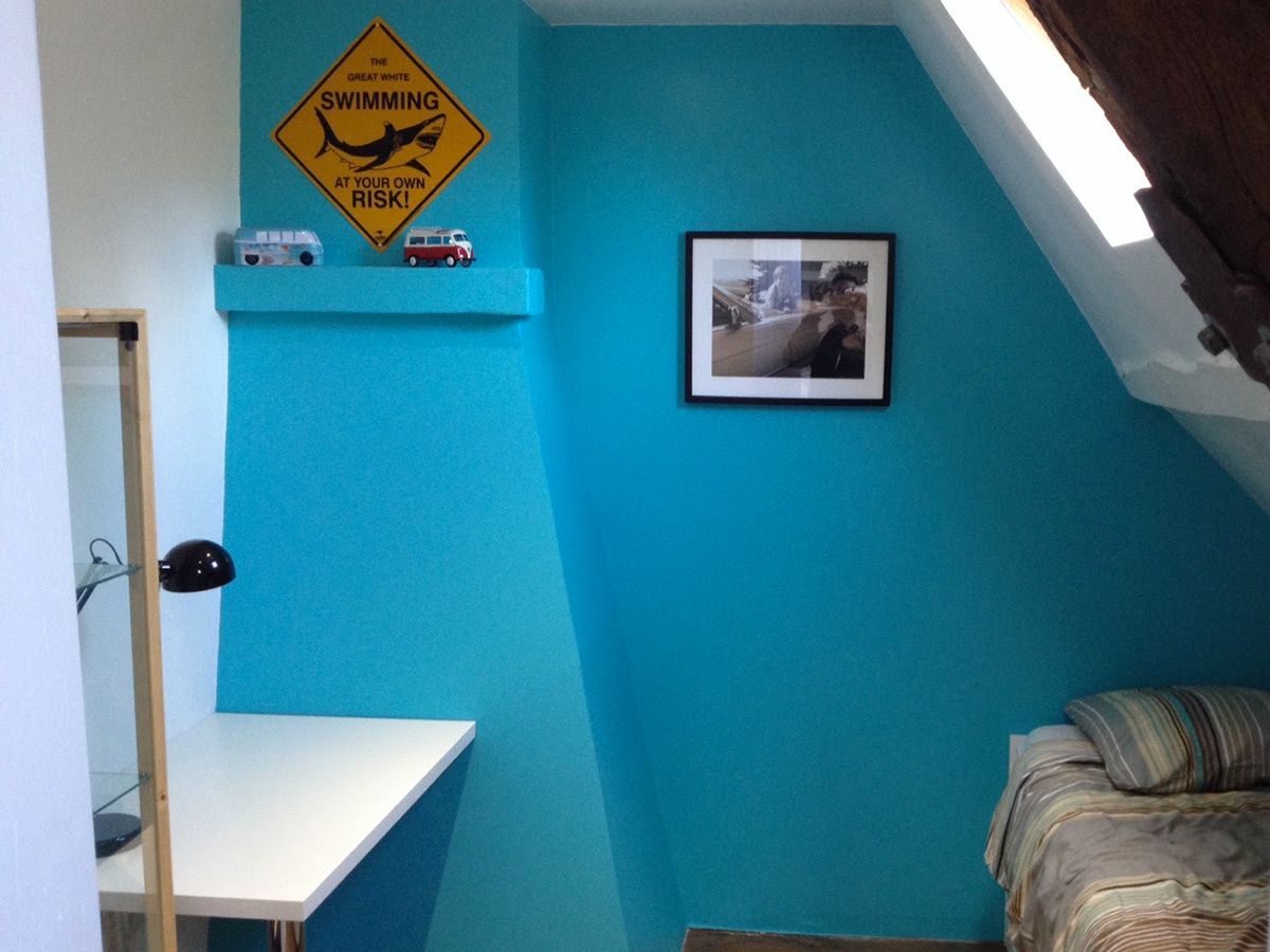 Peinture sur un mur de chambre