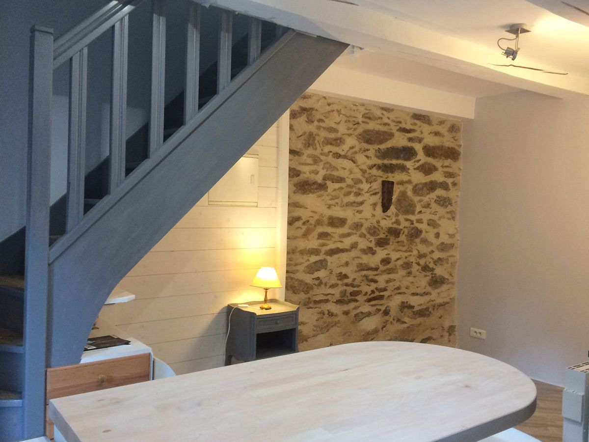 Peinture et décoration complète d'un gite rural en location saisonnière