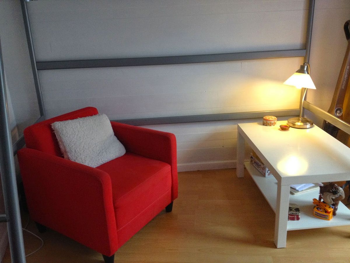 Peinture complète et décoration d'un studio locatif de bord de mer