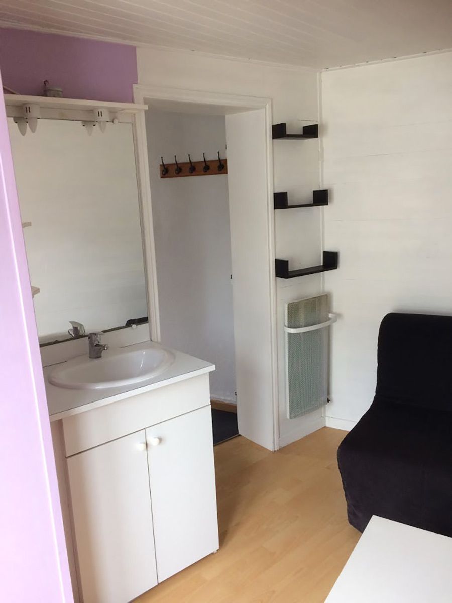 Peinture complète d'un studio locatif de bord de mer