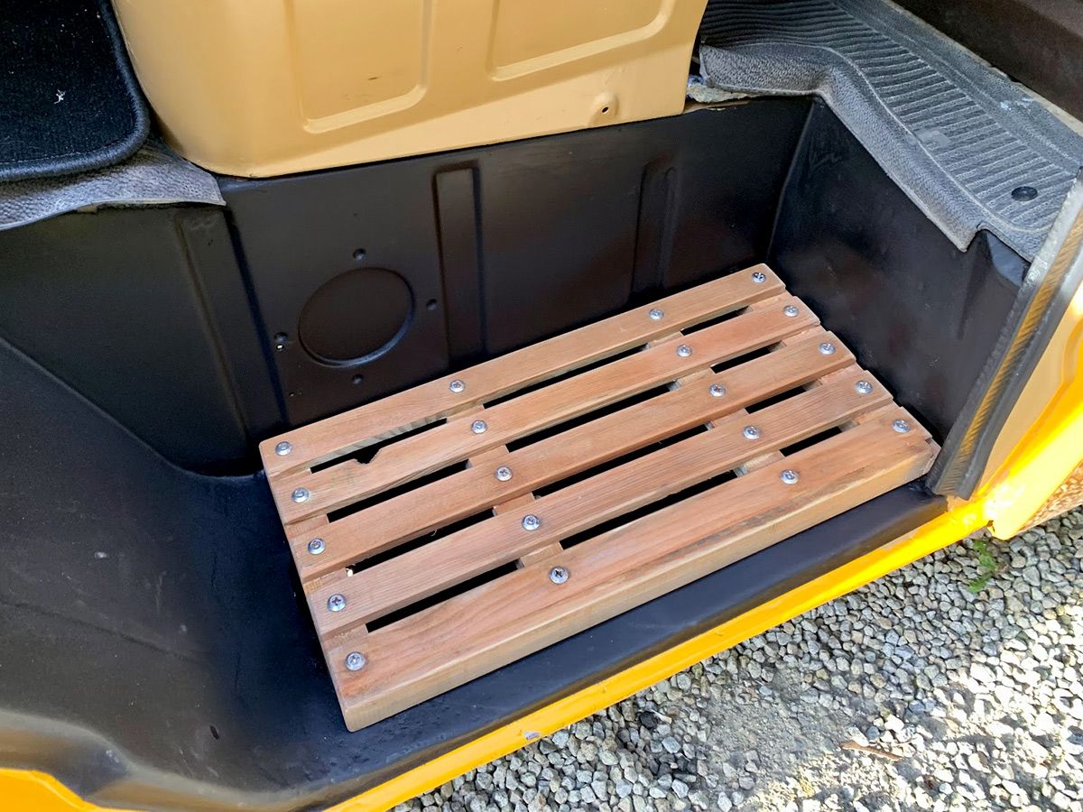 Création de marchepieds démontables style caillebotis en bois traité classe 4