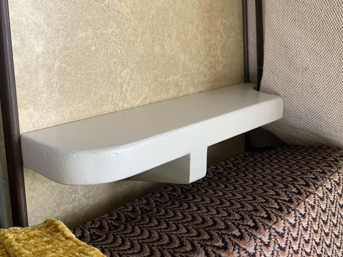 Création d'un petit marche-pied pour monter dans la capucine