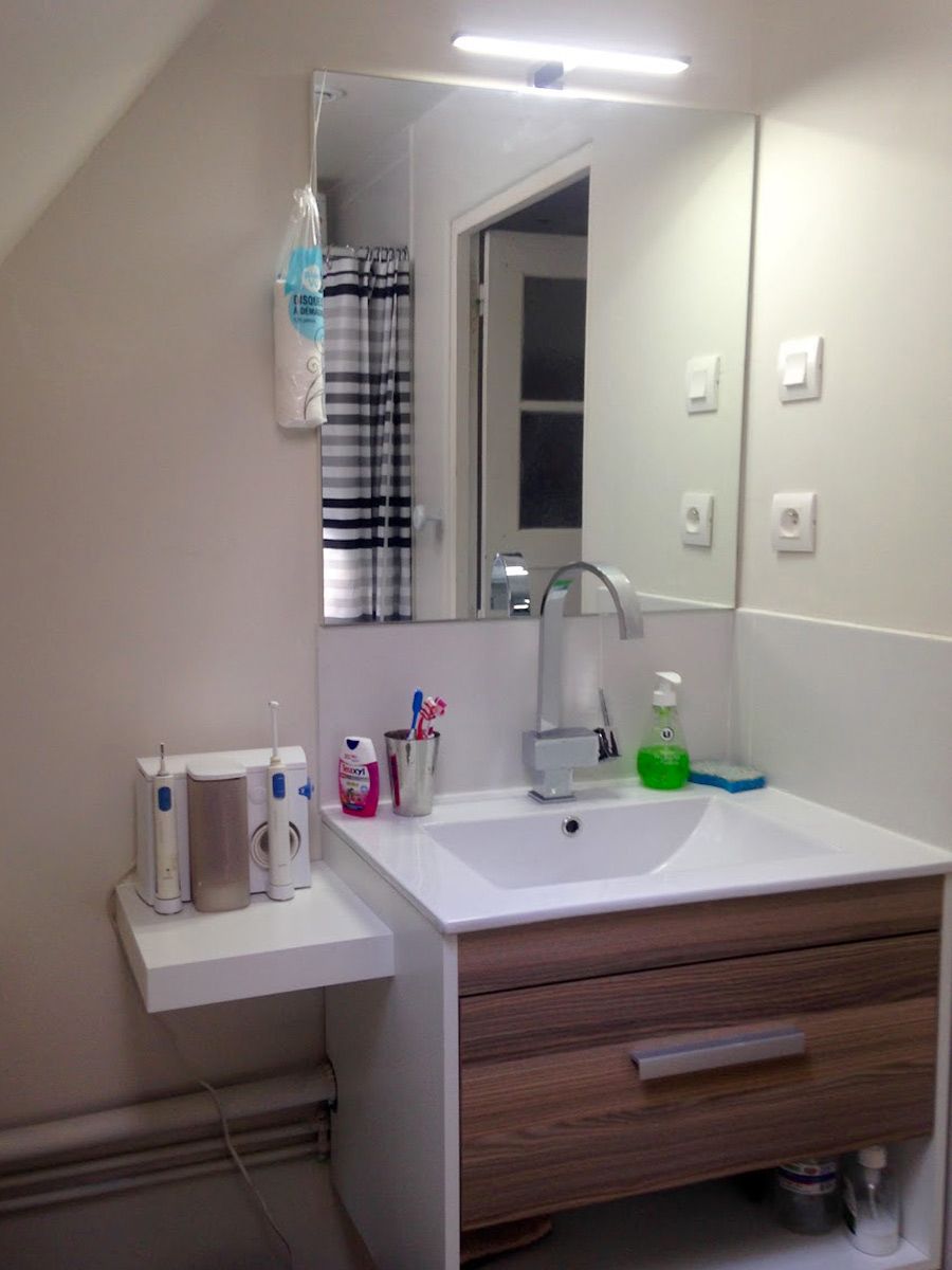 Rénovation complète d'une salle de bain sous les combles : après travaux